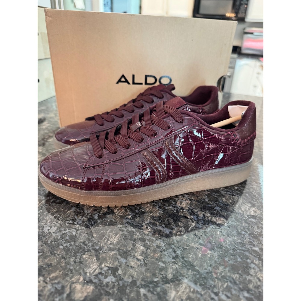 Aldo Chicsneaker2 Burgundy Croc Embossed‎ Low Top Sneakers Womens 10 41 Gum Sole